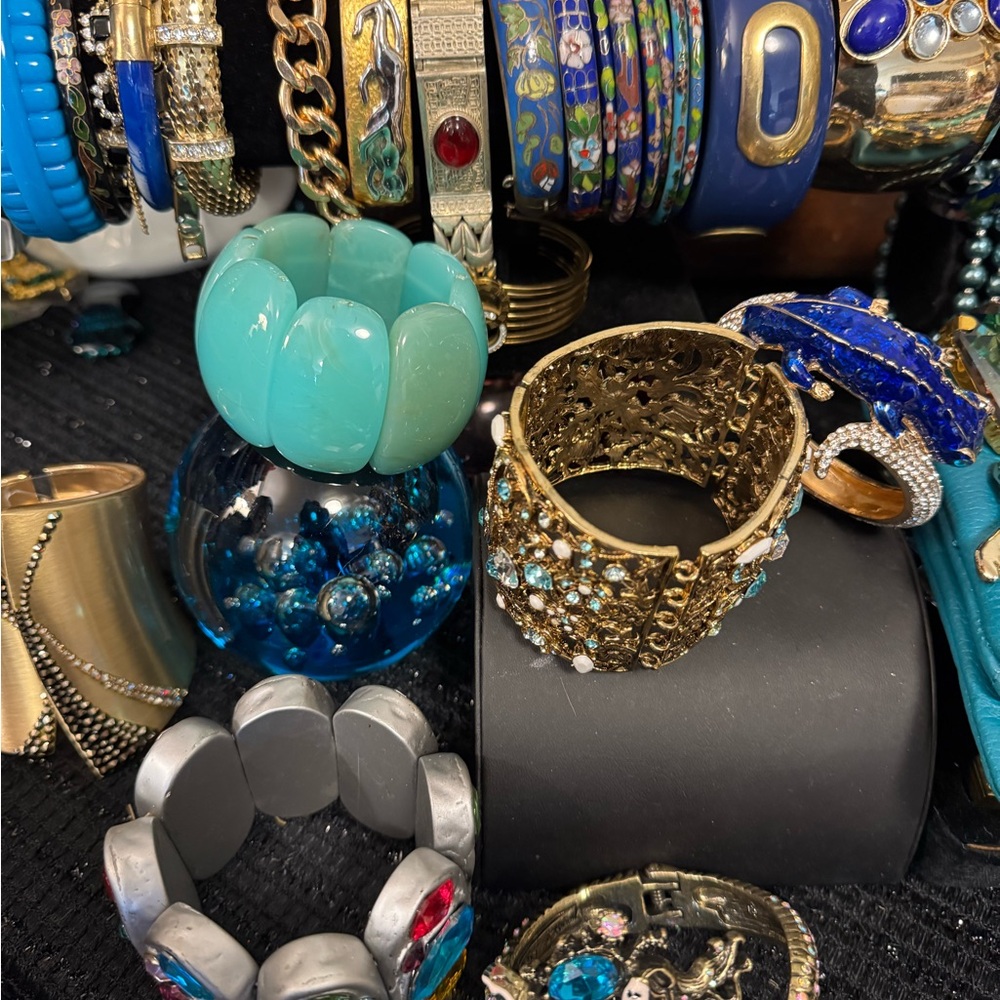 jewelry item live sale 1/31/2025 6:00pm Pacific - Picture 6 of 16